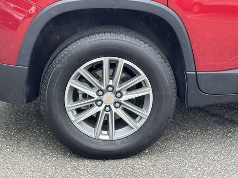 Used 2023 Chevrolet Traverse LT w/ LPO, Floor Liner Package AWD/4WD image 11