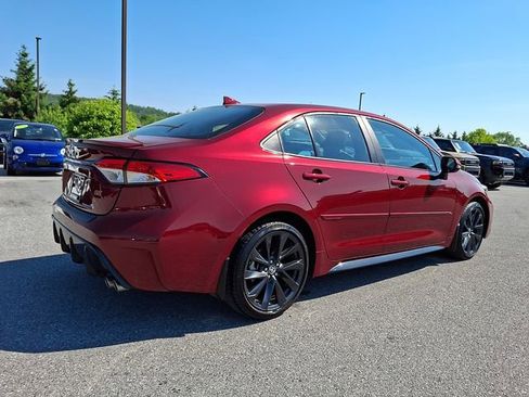 Certified 2023 Toyota Corolla SE w/ Carpet Mat Package (TMS) FWD image 6