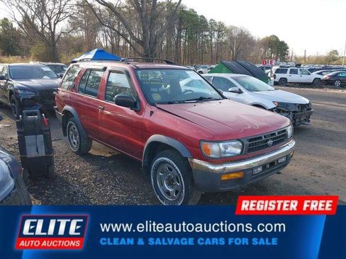 Used 1997 Nissan Pathfinder 4WD image 1