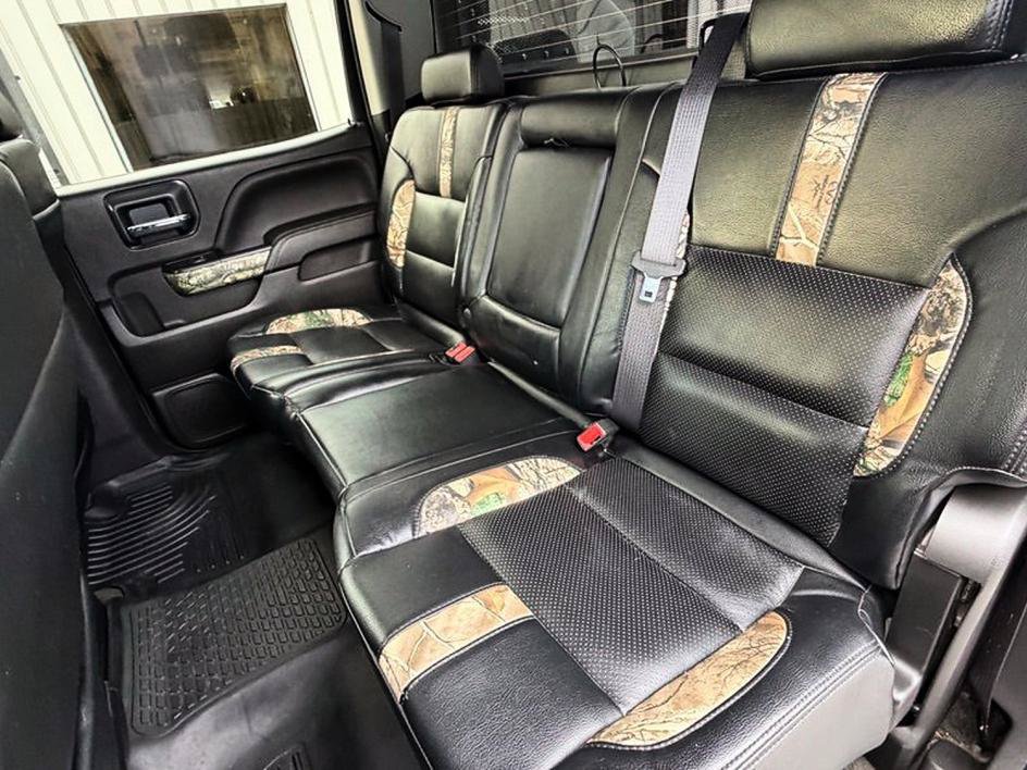 Used 2017 Chevrolet Silverado 1500 LT w/ All Star Edition AWD/4WD image 8