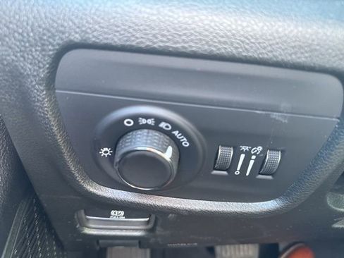 Certified 2025 Jeep Grand Cherokee Laredo X w/ Luxury Tech Group I AWD/4WD image 25