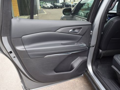 Used 2026 Chevrolet Traverse LT AWD/4WD image 10