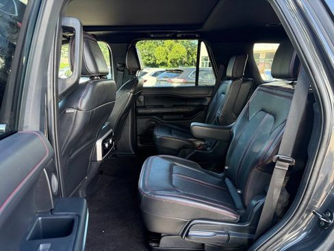Used 2023 Ford Expedition Limited AWD/4WD image 25