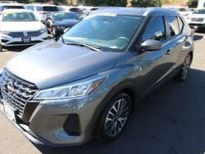 Used 2022 Nissan Kicks SV
