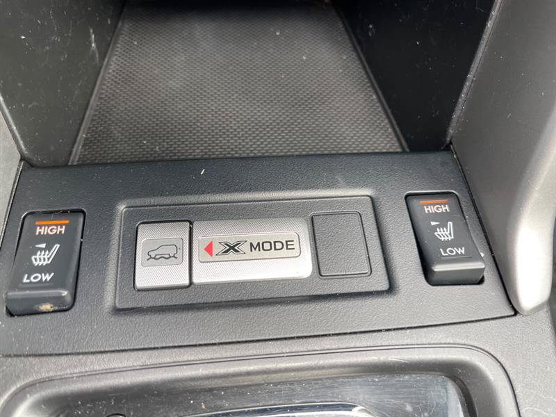 Used 2015 Subaru Forester 2.5i Touring w/ Eyesight & Navigation System AWD/4WD image 32
