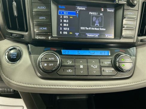 Used 2014 Toyota RAV4 Limited image 16
