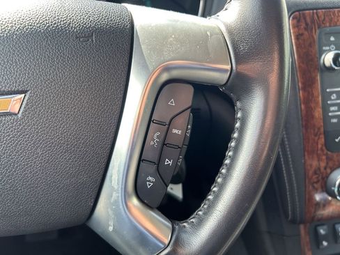 Used 2014 Chevrolet Traverse LT w/ All-Star Edition image 28