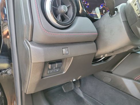 Used 2024 Chevrolet Colorado Z71 w/ Z71 Convenience Package 2 AWD/4WD image 21