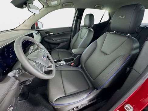 New 2026 Buick Encore GX Sport Touring w/ Advanced Technology Package FWD image 11