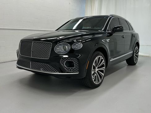 Used 2023 Bentley Bentayga AWD/4WD image 6