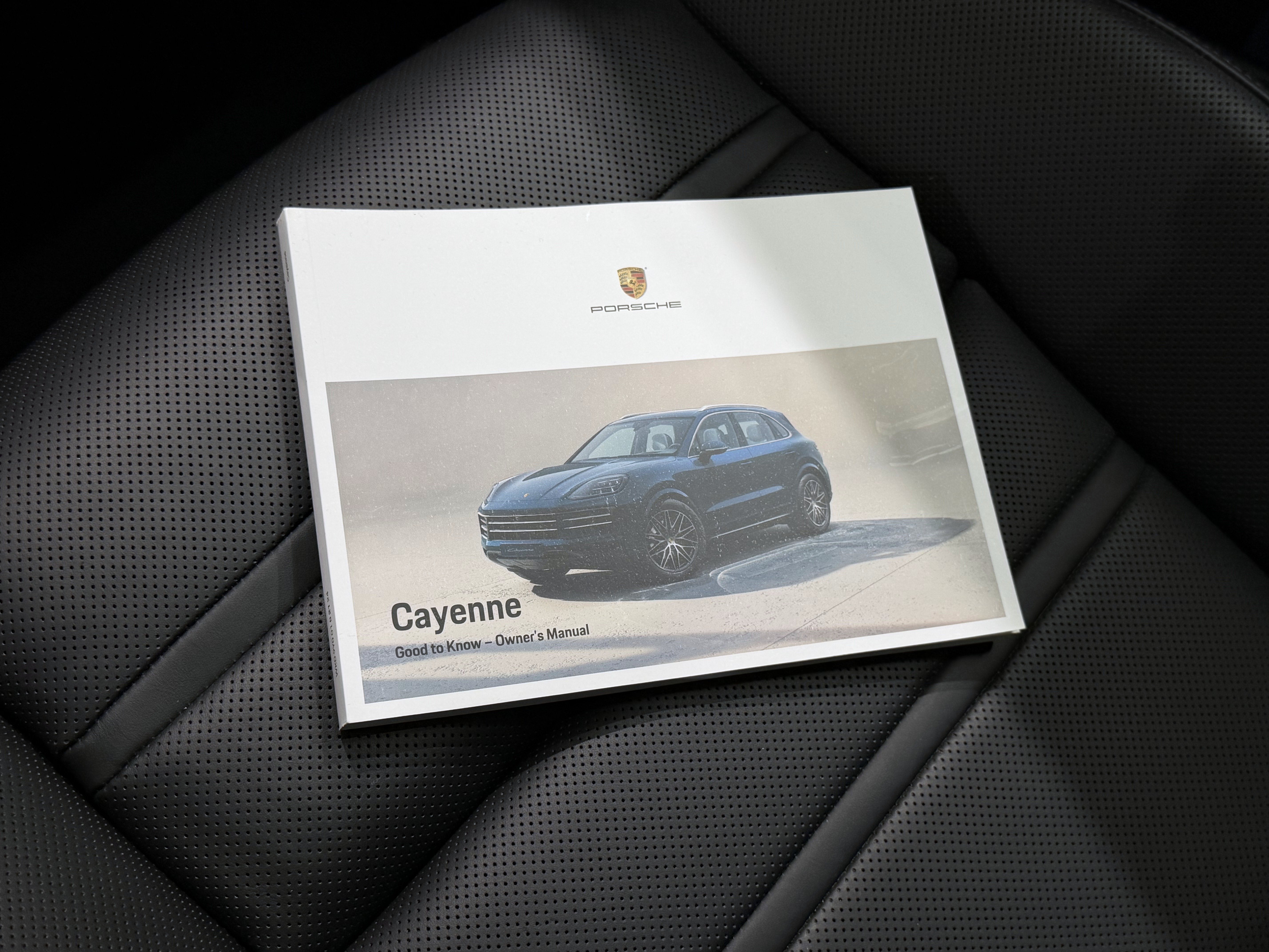 Certified 2024 Porsche Cayenne Coupe AWD/4WD image 58