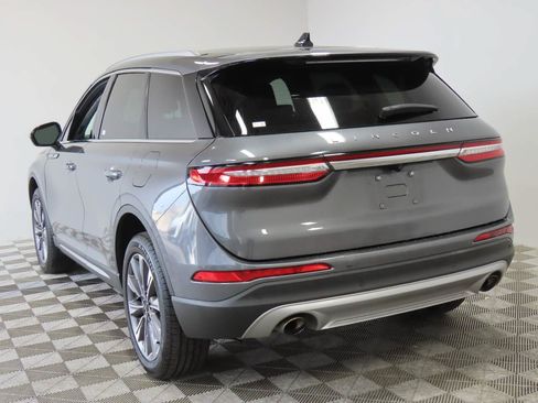 Used 2022 Lincoln Corsair Reserve FWD image 3