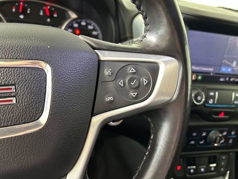 Used 2020 GMC Terrain SLE w/ Driver Convenience Package FWD image 17