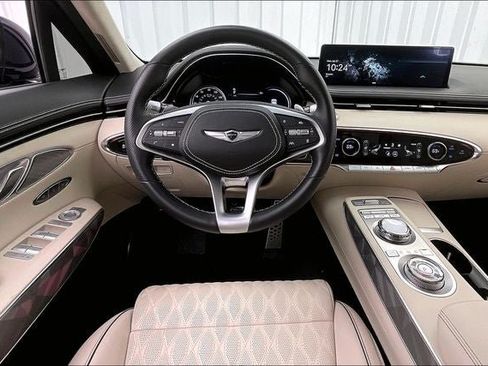 Used 2025 Genesis GV70 3.5T Sport w/ Sport Advanced Package AWD/4WD image 5