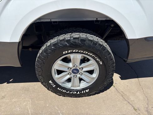 Used 2015 Ford F150 XLT w/ Equipment Group 301A Mid AWD/4WD image 10