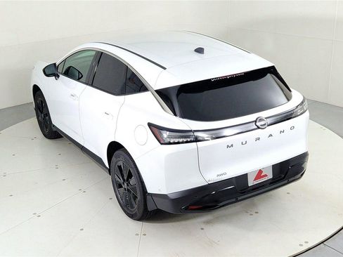 Used 2025 Nissan Murano SV image 39