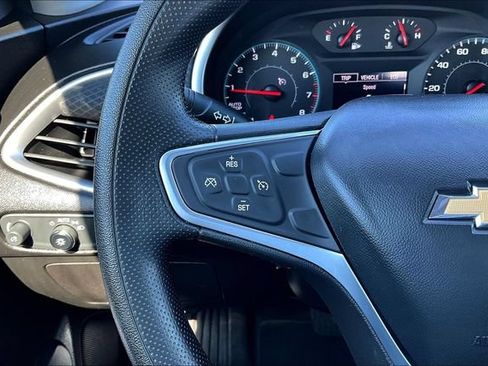 Used 2022 Chevrolet Malibu LS FWD image 10