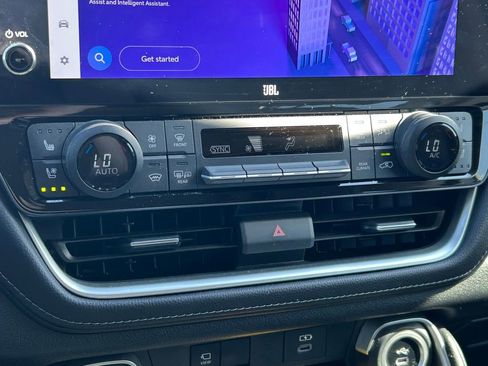 Used 2024 Toyota Grand Highlander Limited image 40