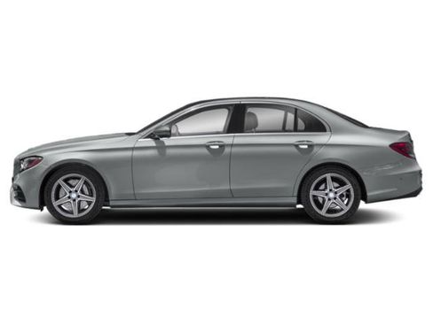 Used 2018 Mercedes-Benz E 300 image 3