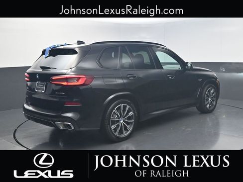 Used 2023 BMW X5 xDrive45e w/ Executive Package image 9