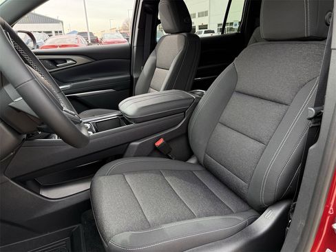 New 2026 Chevrolet Traverse LT image 20