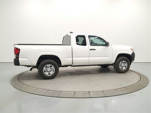 Used 2023 Toyota Tacoma SR image 7