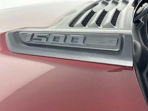 Used 2025 RAM 1500 Laramie w/ Sport Appearance Package AWD/4WD image 28