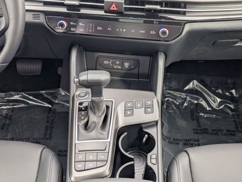 New 2026 Kia Sportage SX AWD/4WD image 18