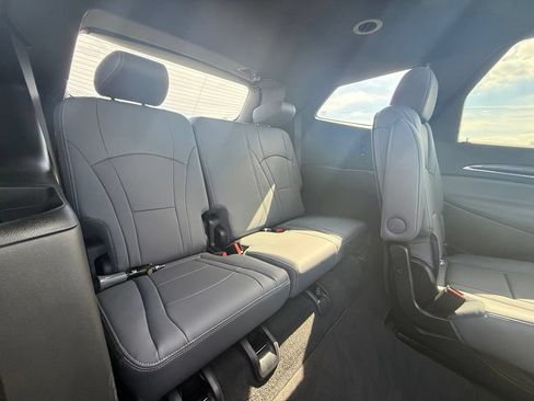 Used 2024 Buick Enclave Essence w/ Experience Buick Package FWD image 34