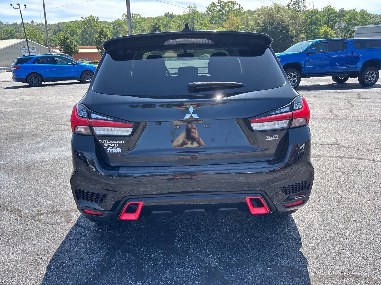 Used 2020 Mitsubishi Outlander Sport Black Edition FWD image 6