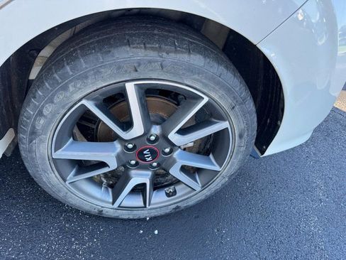 Used 2020 Kia Soul GT-Line Turbo FWD image 5