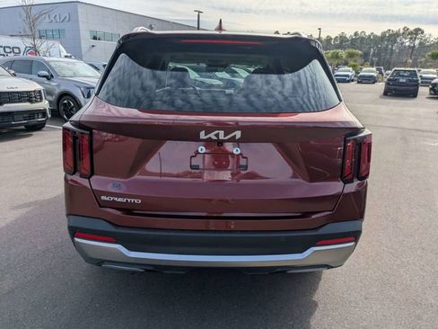 New 2025 Kia Sorento S w/ Panoramic Sunroof Package image 4