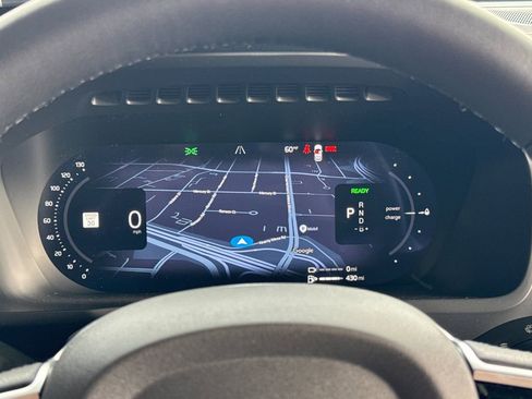 New 2026 Volvo XC90 T8 Plus w/ Protection Package Premier image 25