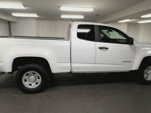 Certified 2017 Chevrolet Colorado W/T w/ WT Convenience Package RWD image 9