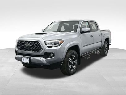 Used 2018 Toyota Tacoma TRD Sport w/ Technology Package