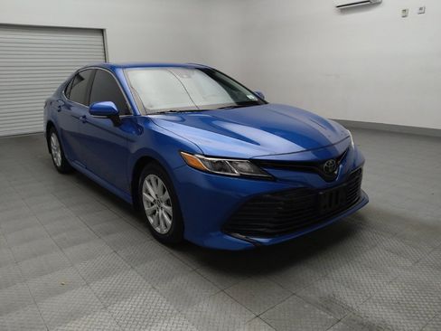 Used 2020 Toyota Camry LE w/ Convenience Package image 13