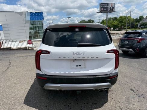 Certified 2022 Kia Telluride EX w/ EX Premium Package FWD image 7