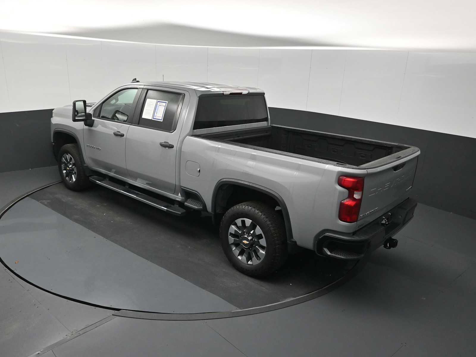 Used 2024 Chevrolet Silverado 2500 Custom w/ Custom Value Package AWD/4WD image 26