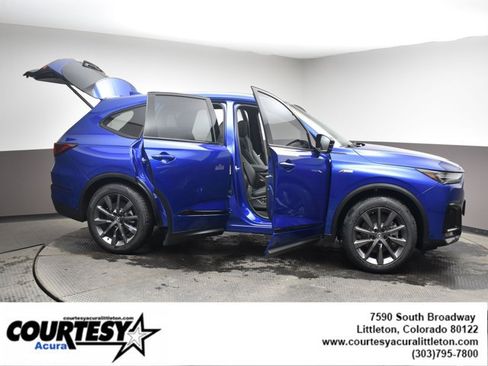 Used 2025 Acura MDX A-Spec AWD/4WD image 47