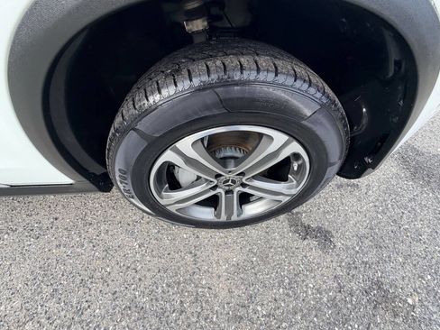 Used 2018 Mercedes-Benz GLC 300 image 50