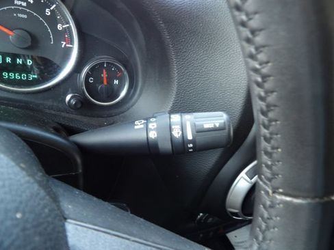 Used 2015 Jeep Wrangler Unlimited Sahara w/ Connectivity Group AWD/4WD image 17