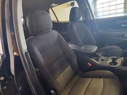 Used 2022 GMC Terrain SLE w/ Driver Convenience Package image 18