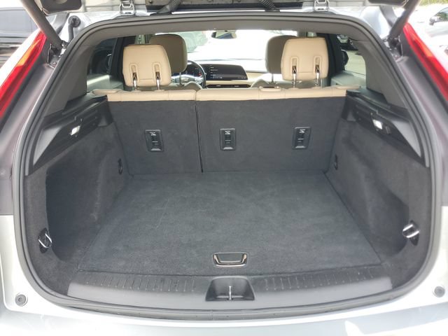 Certified 2024 Cadillac XT4 Luxury FWD image 9