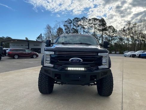 Used 2019 Ford F250 Lariat w/ Lariat Ultimate Package AWD/4WD image 5