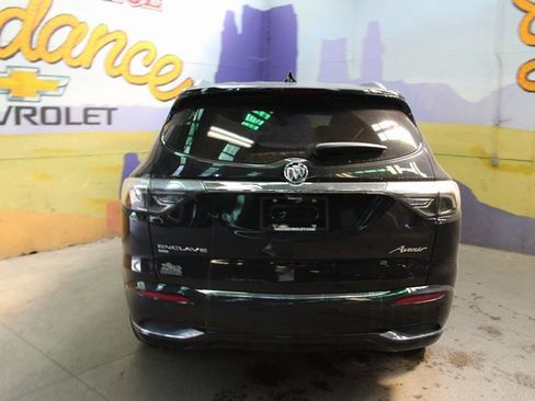 Used 2023 Buick Enclave Avenir image 7