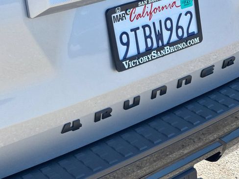 Used 2025 Toyota 4Runner TRD Sport AWD/4WD image 29