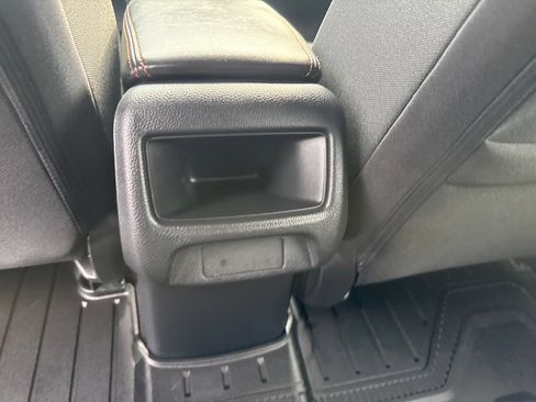 Certified 2025 Honda HR-V Sport image 21