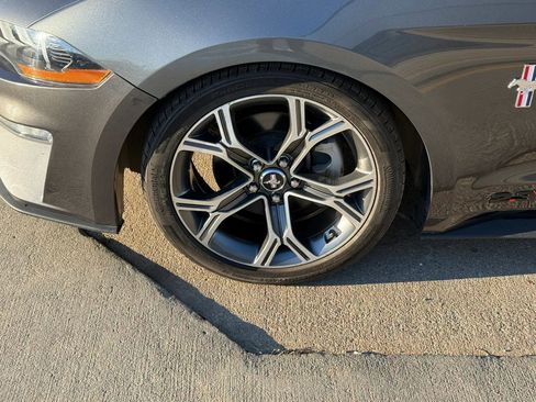 Used 2019 Ford Mustang Coupe image 39