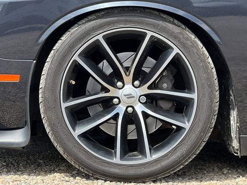 Used 2017 Dodge Challenger R/T Scat Pack RWD image 12