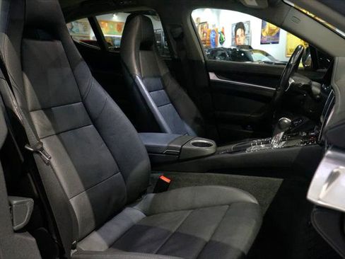Used 2011 Porsche Panamera 4 image 15